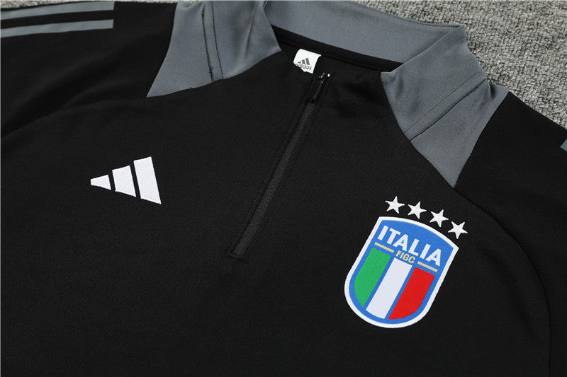 Tuta Italia 24/25
