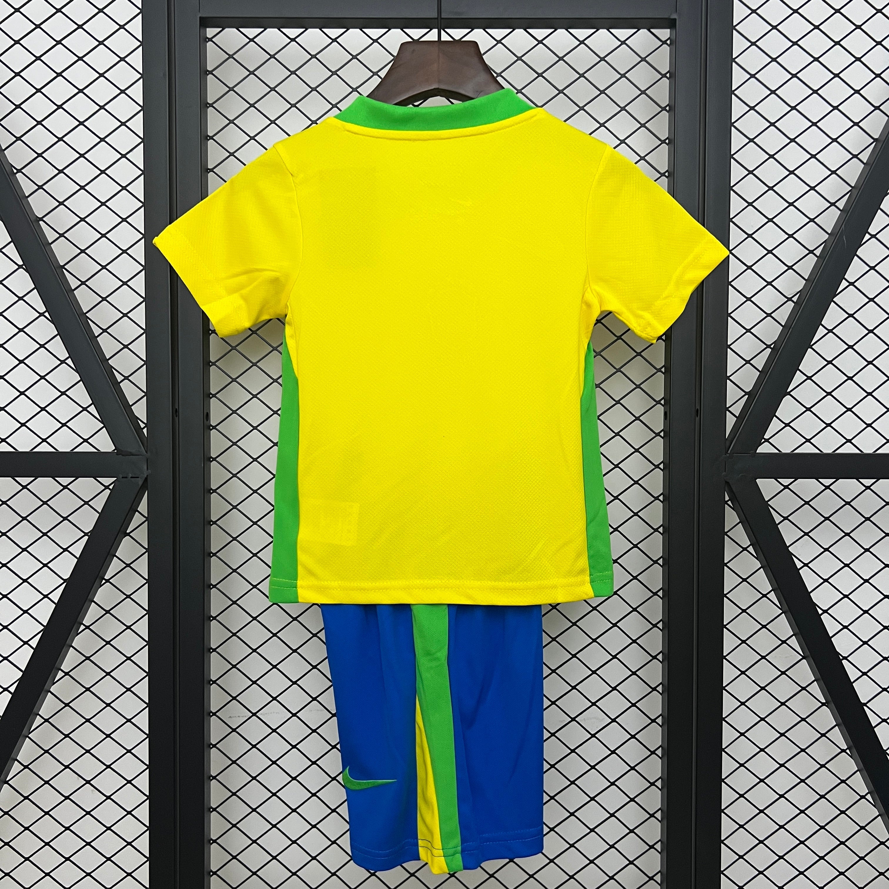 Brasile 25/26 - Bambino (pantaloncini inclusi)