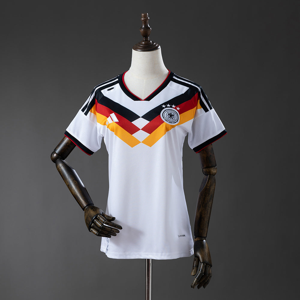 Germania Casa 26/27 - Versione Ragazze