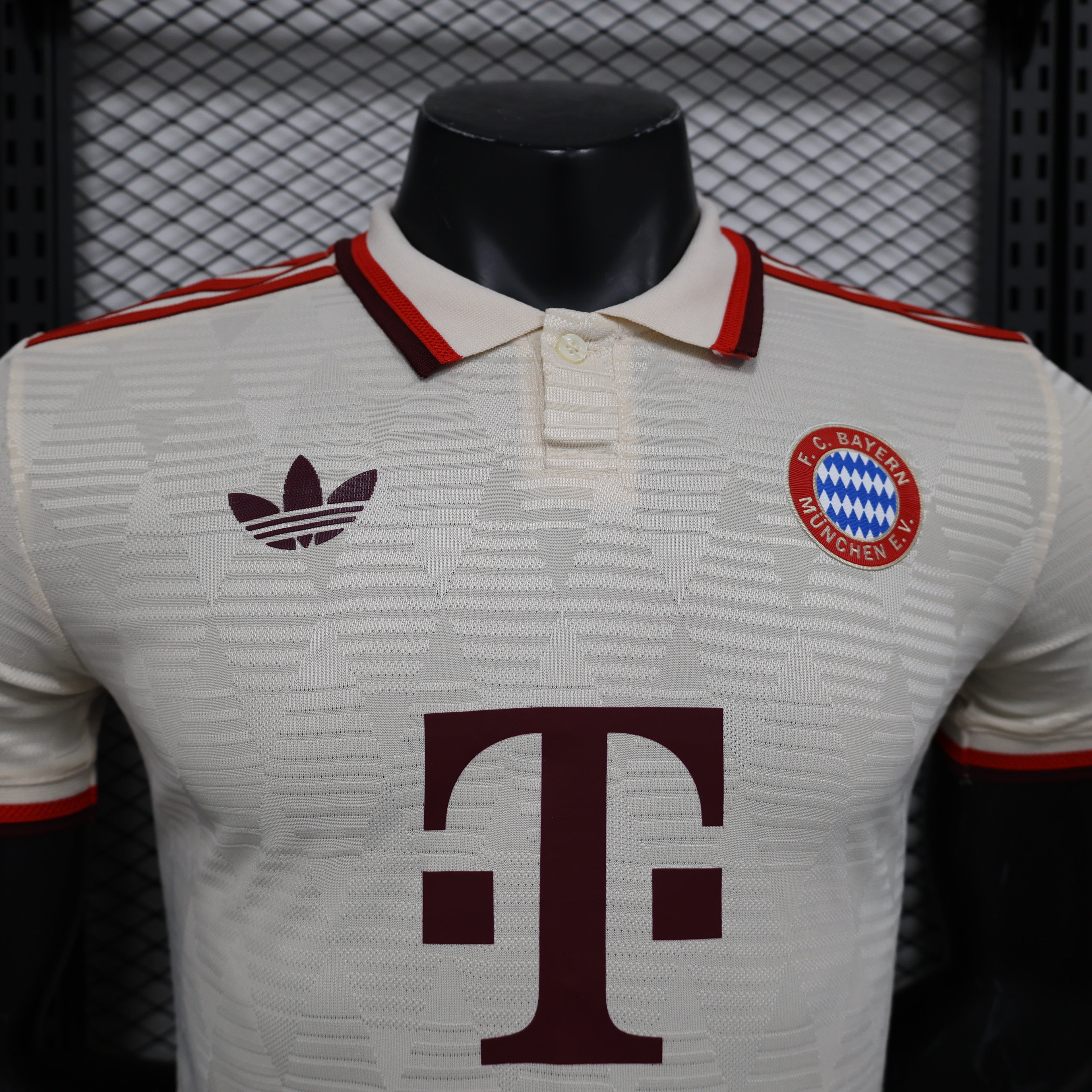 Bayern Monaco Terza 24/25 - Versione Giocatore