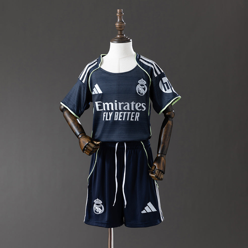 Real Madrid Trasferta 25/26 - Bambino (pantaloncini inclusi)
