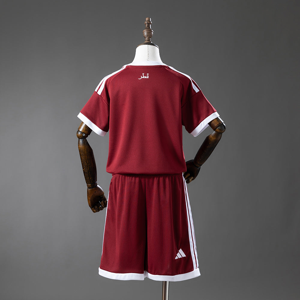 Qatar Casa 2026 - Bambino (pantaloncini inclusi)