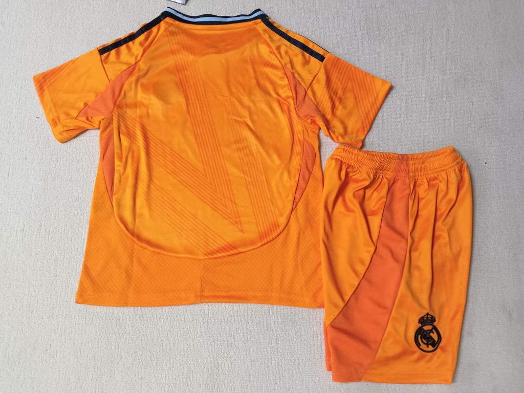Real Madrid Trasferta 24/25 - Bambino (pantaloncini inclusi)