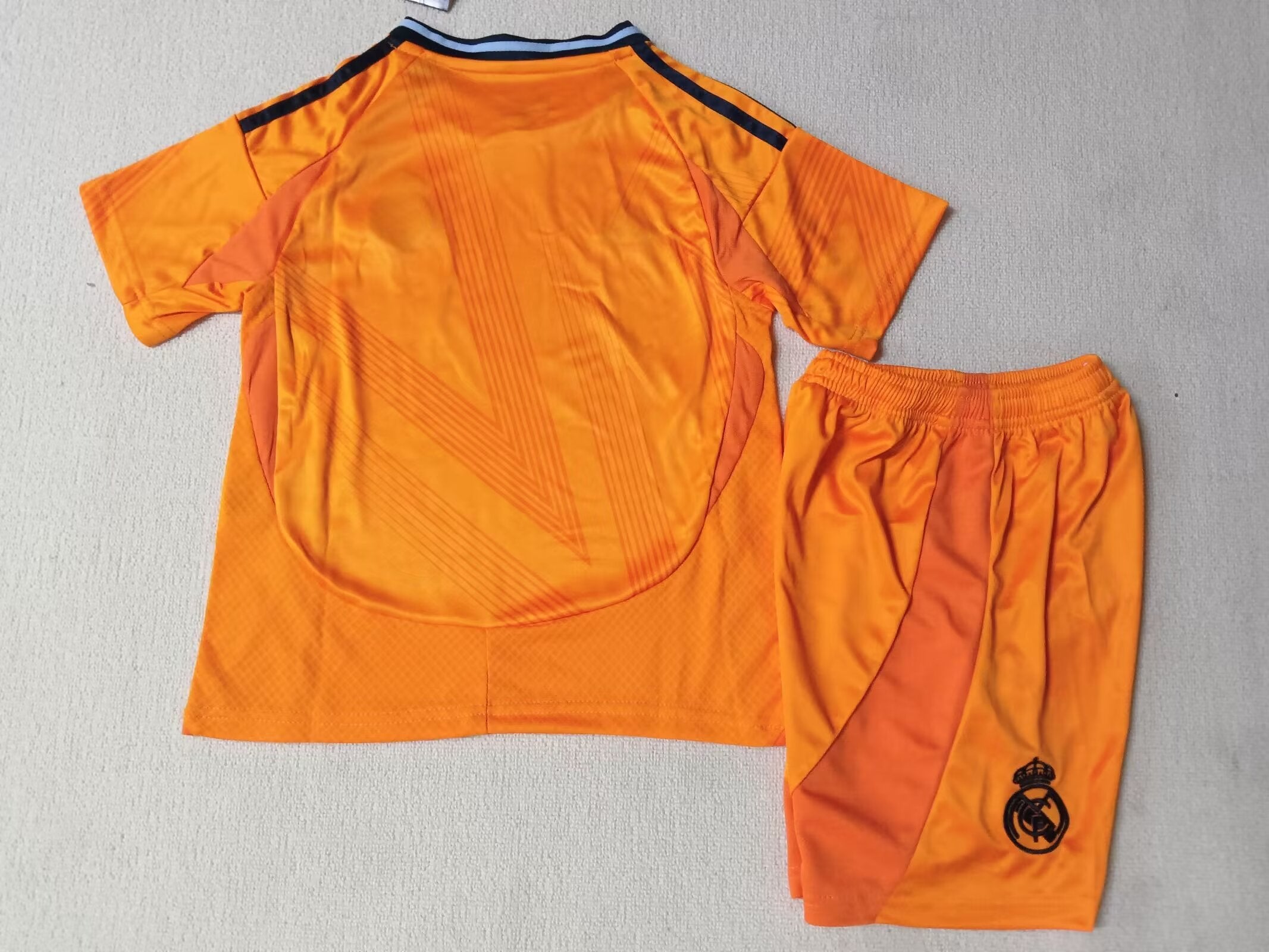 Real Madrid Trasferta 24/25 - Bambino (pantaloncini inclusi)
