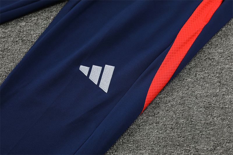 Tuta Manchester United 24/25