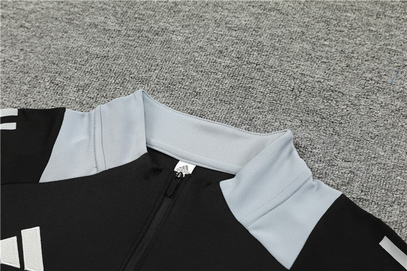 Tuta Manchester United 24/25